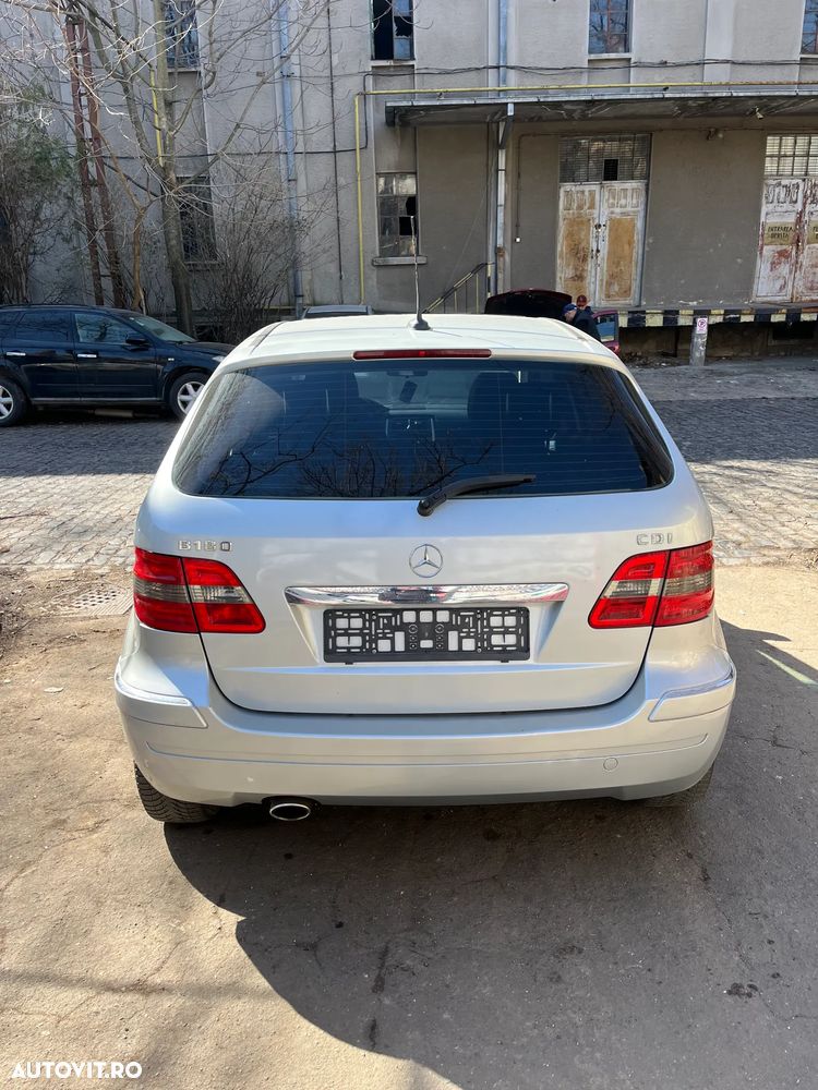 Dezmembrez Mercedes Benz B class W245 B180CDI gri argintiu cutie manuala 2006 - 7