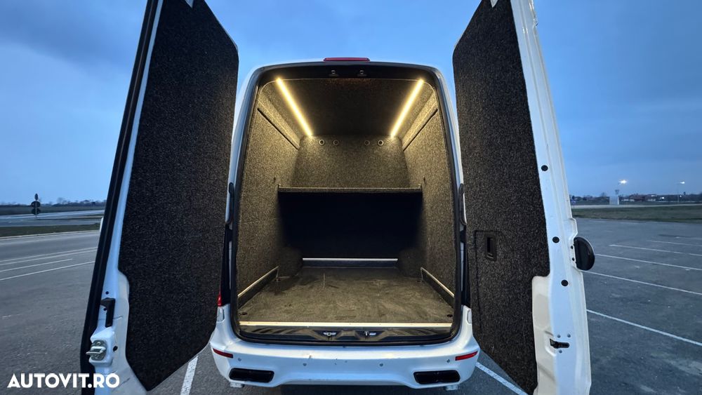 Mercedes-Benz Sprinter 317 CDI CD L3 170 CP RWD 6MT - 28