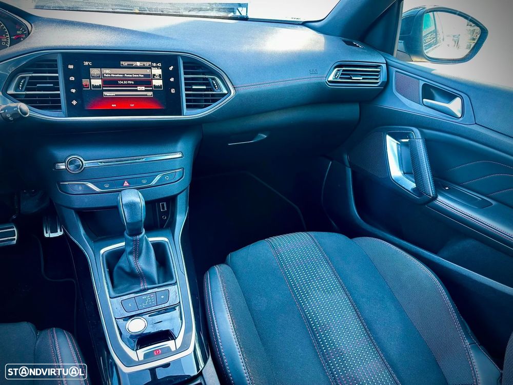 Peugeot 308 1.2 PureTech GT Line EAT6 - 10