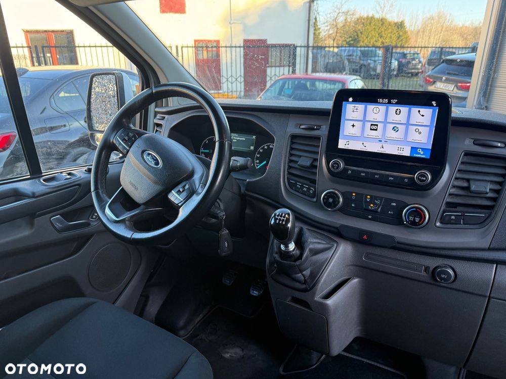 Ford Transit Custom - 19