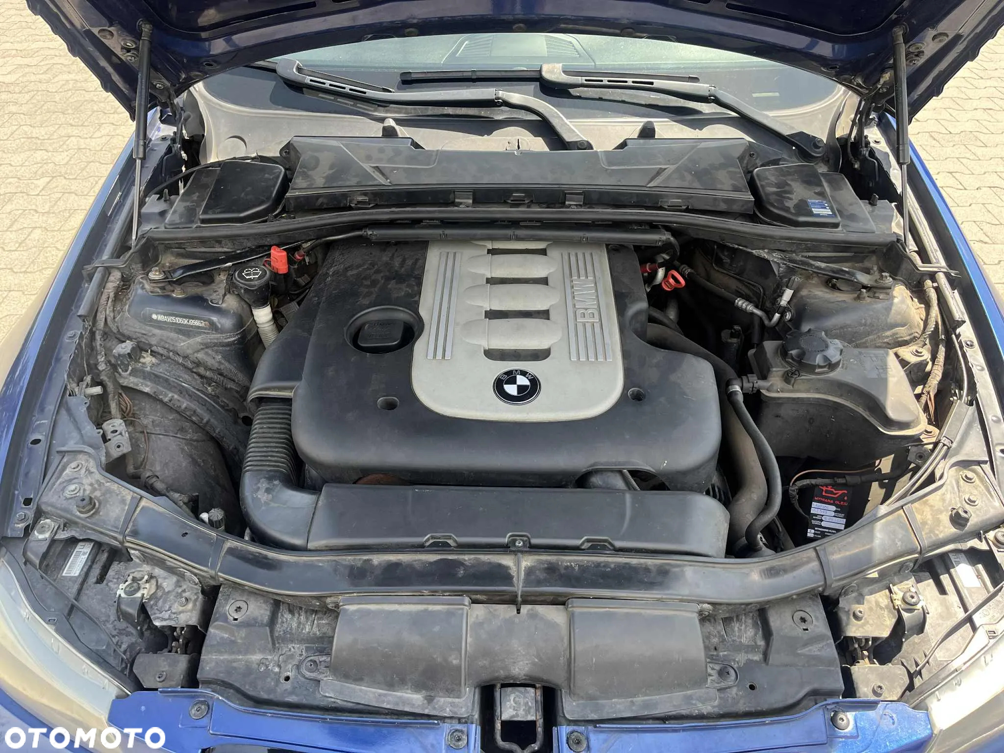 BMW Seria 3 325d - 21