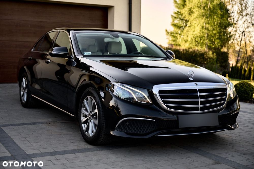 Mercedes-Benz Klasa E 220 d 9G-TRONIC - 17