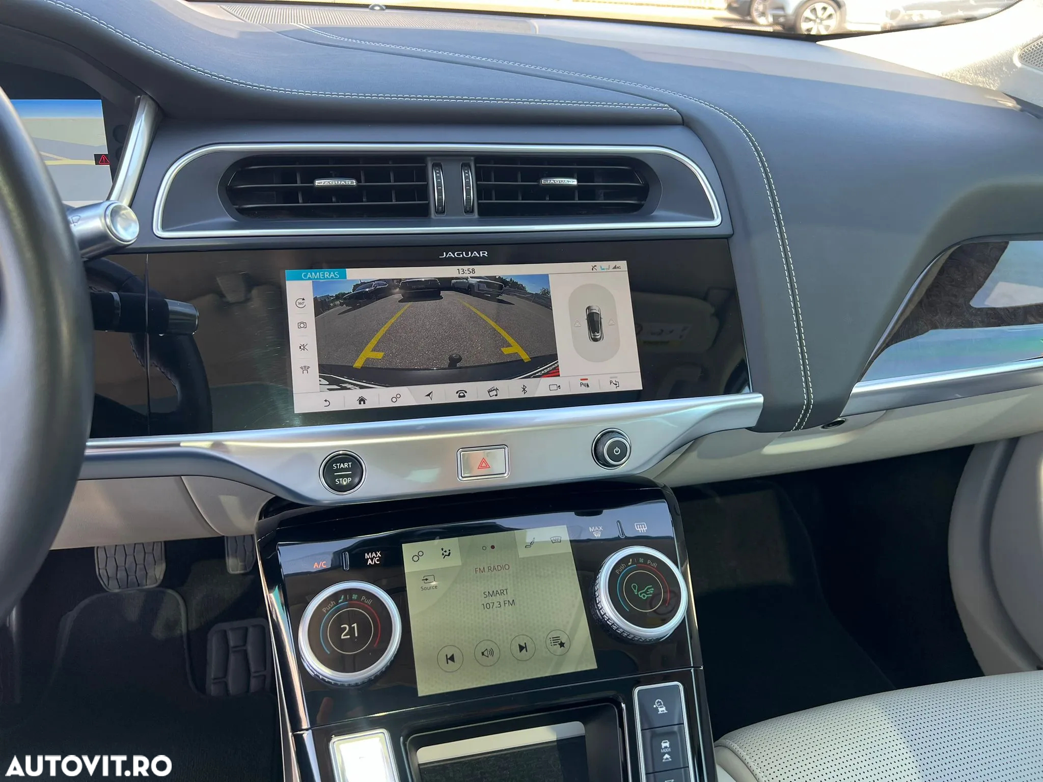 Jaguar I-Pace EV400 AWD First Edition - 11
