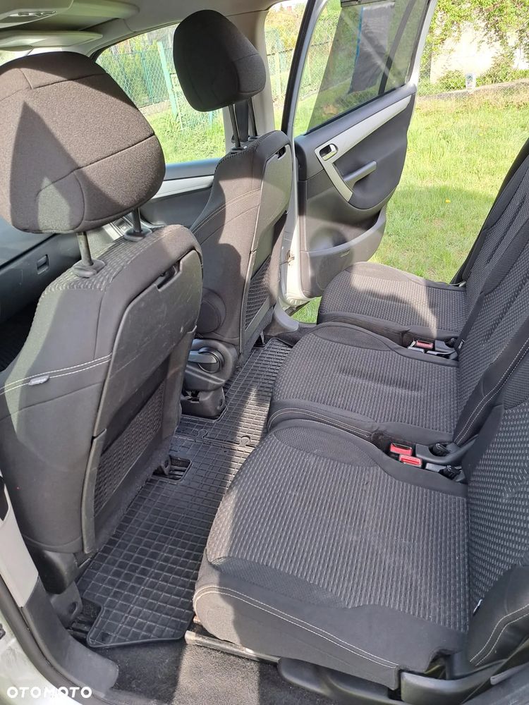 Citroën C4 Grand Picasso - 16