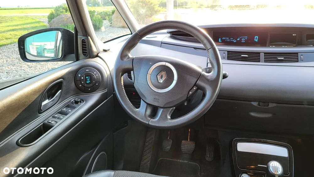 Renault Espace 2.0 Expression - 12