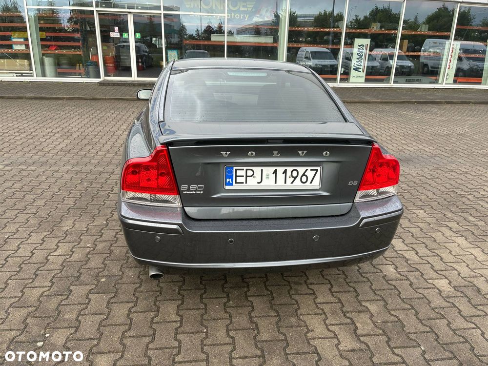 Volvo S60 2.4D5 Diament - 6