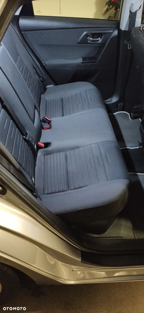 Toyota Auris Hybrid 135 Premium - 21