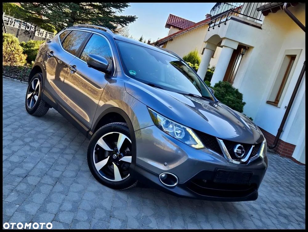 Nissan Qashqai - 1