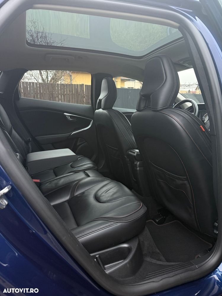 Volvo V40 D2 Ocean Race - 13