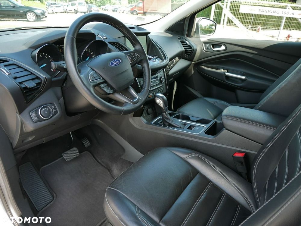 Ford Escape 2.0 EcoBoost AWD Titanium - 5