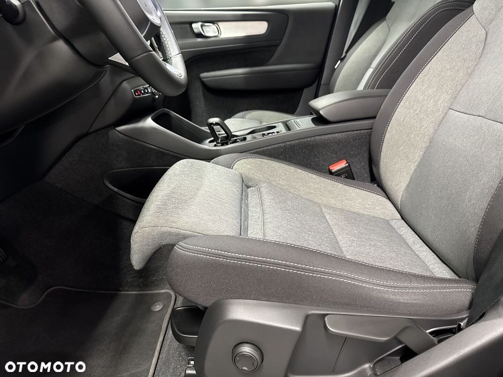 Volvo XC 40 B3 Core - 17