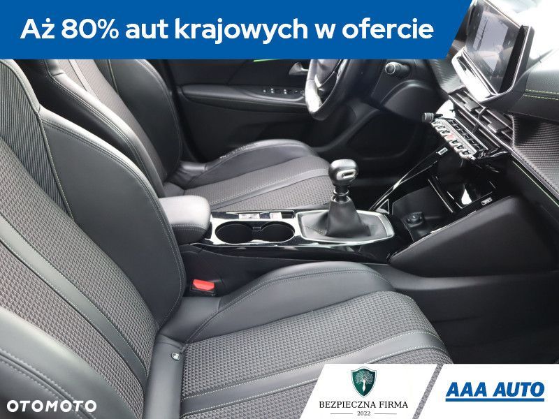 Peugeot 2008 - 11