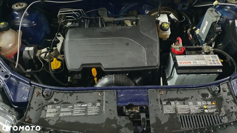 Dacia Logan 1.2 16V 75 Laureate - 17