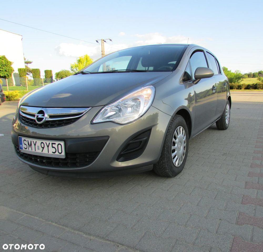 Opel Corsa 1.2 16V Cosmo - 9