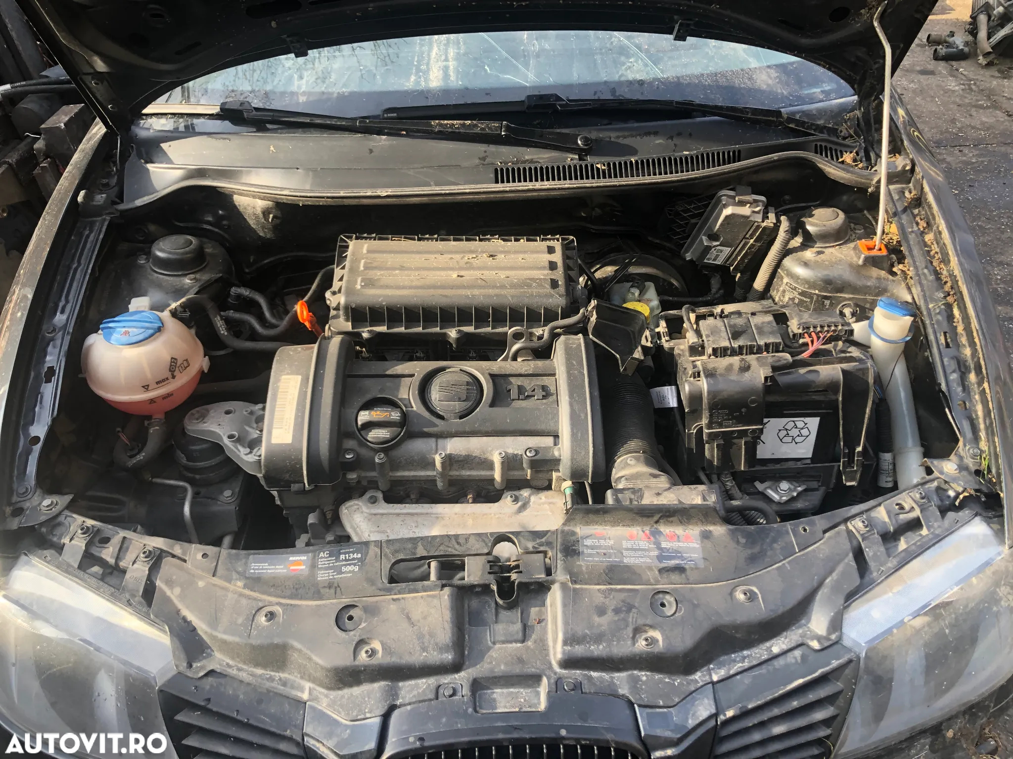 Dezmembrez Seat Cordoba/Ibiza negru 1.4 benzina 2009 BXW - 2