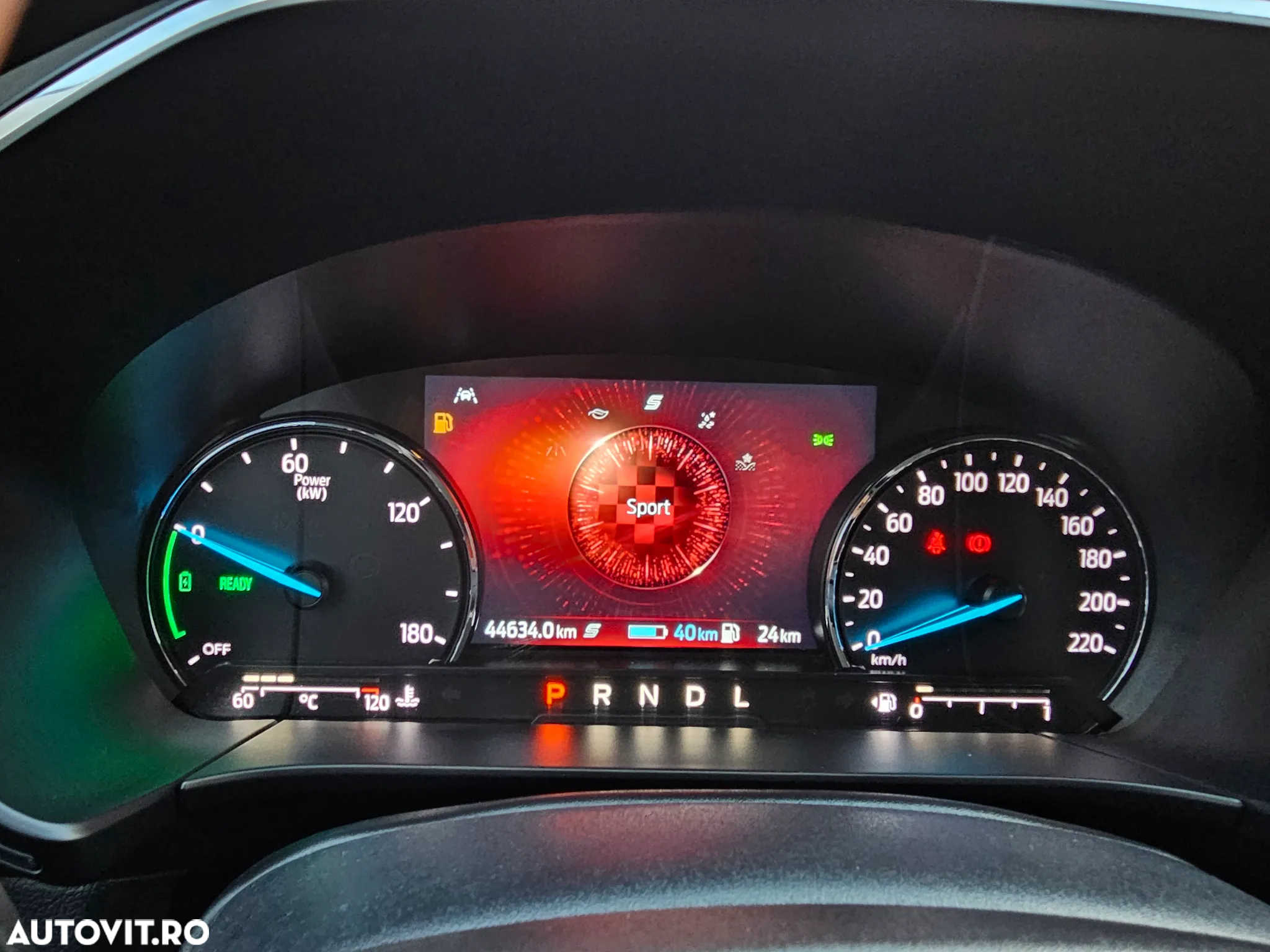 Ford Kuga 2.5 Duratec PHEV Titanium - 37