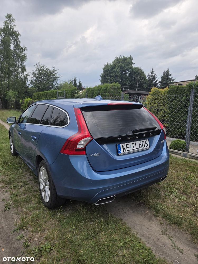 Volvo V60 D4 Geartronic Summum - 4