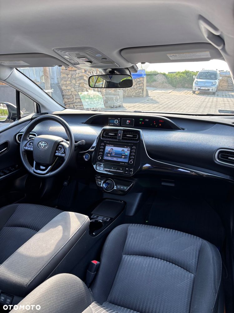 Toyota Prius 1.8 Hybrid Prestige - 8