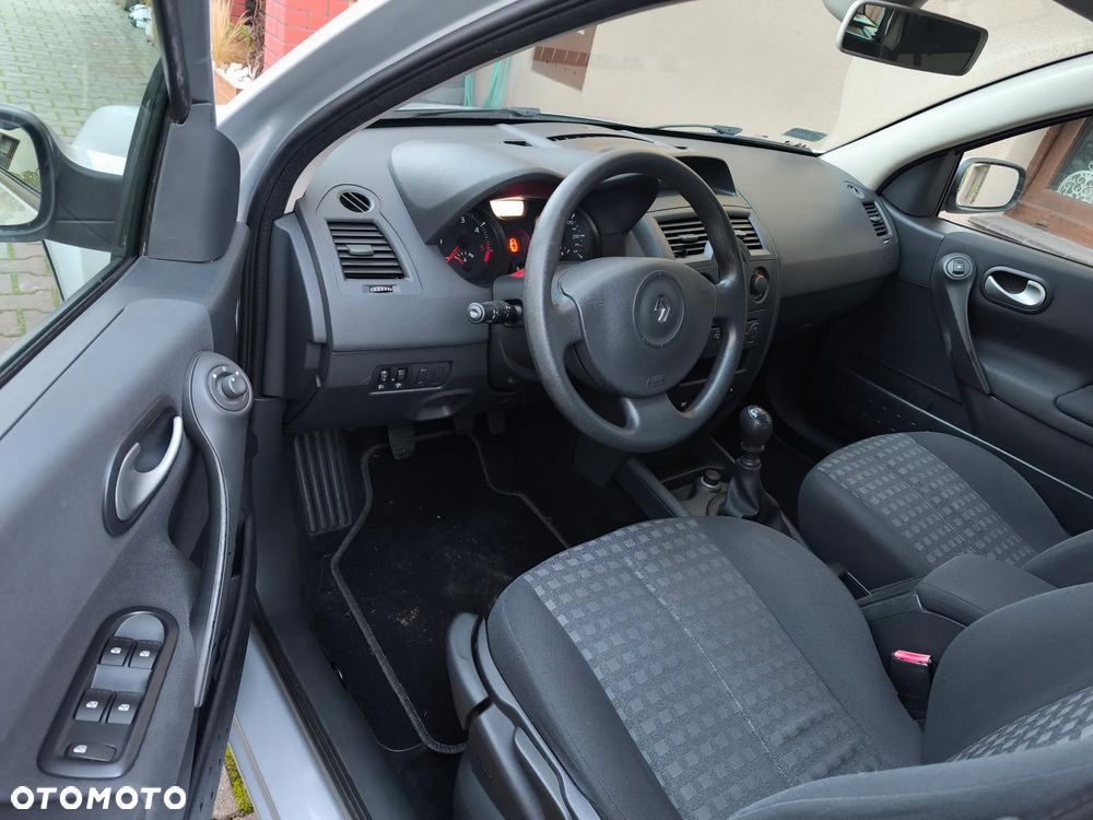 Renault Megane - 7