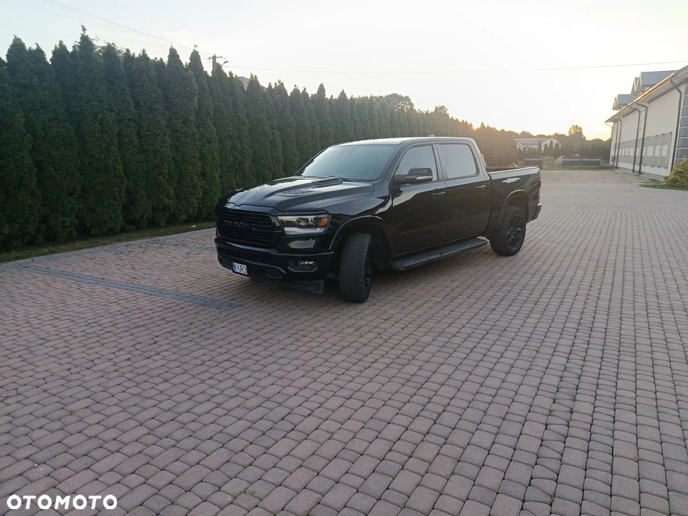 Dodge RAM 5.7 4x4 - 20
