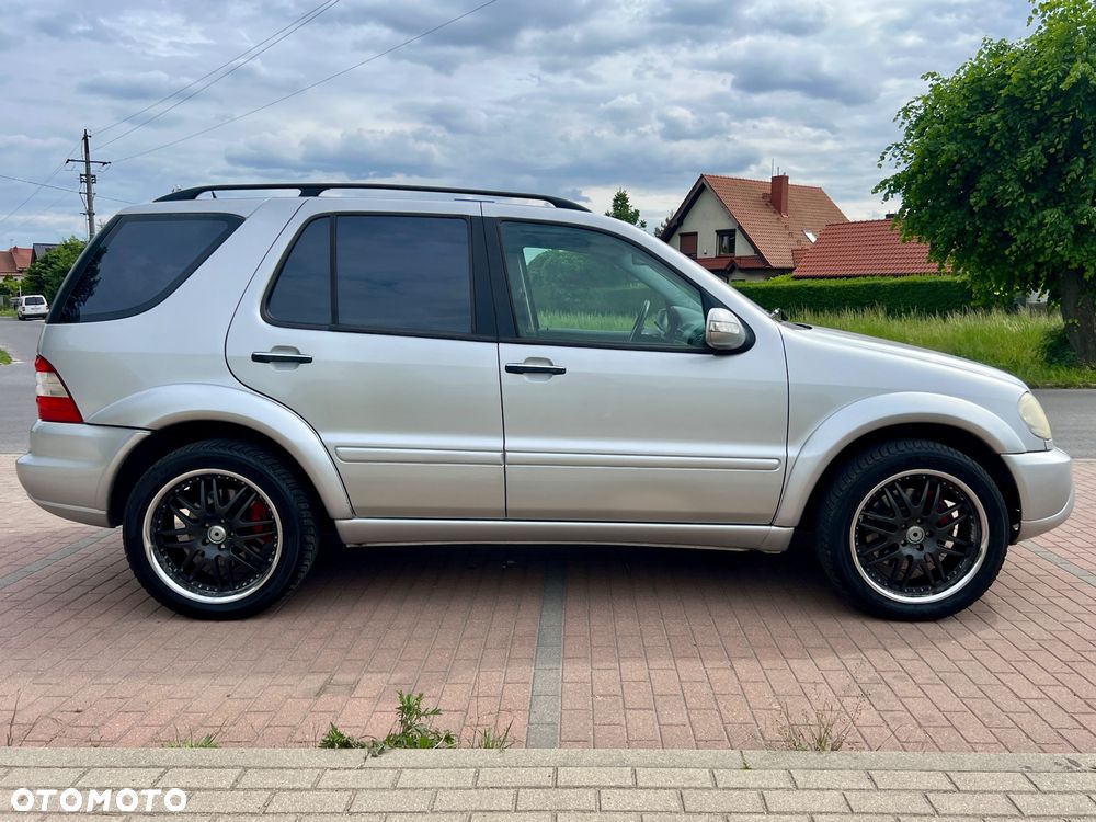 Mercedes-Benz ML 500 - 5