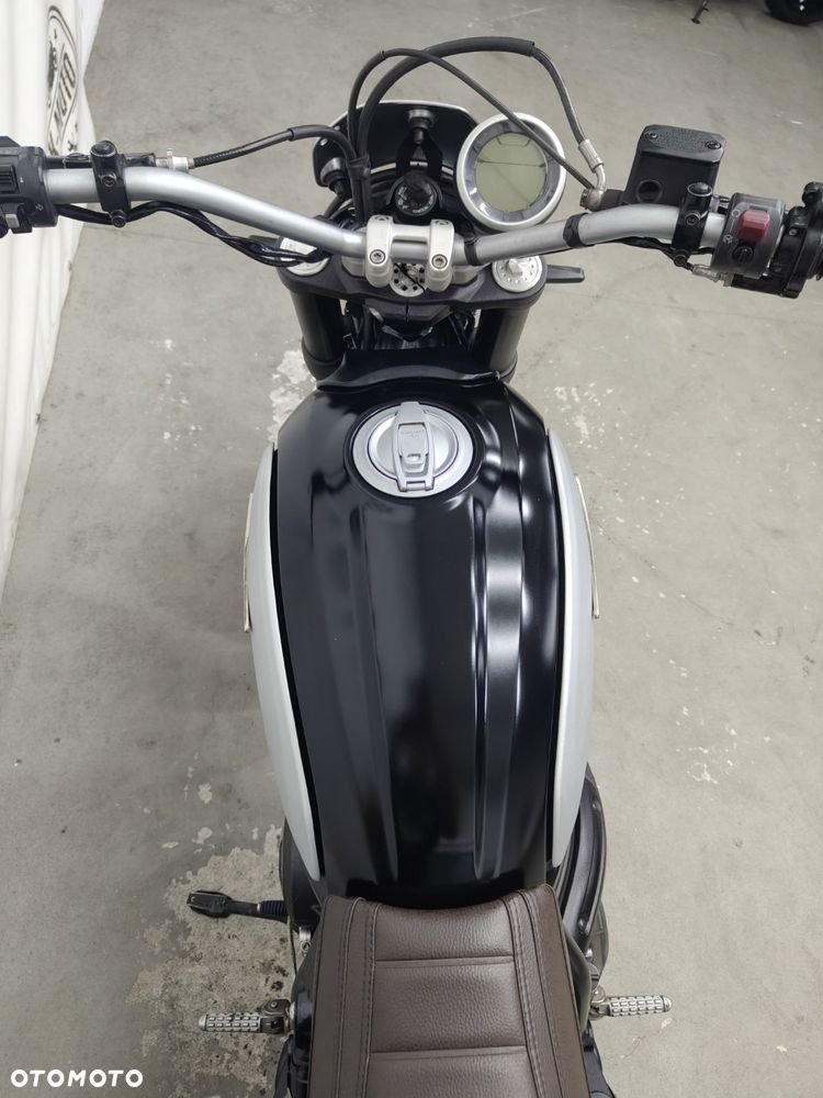 Ducati Scrambler - 12