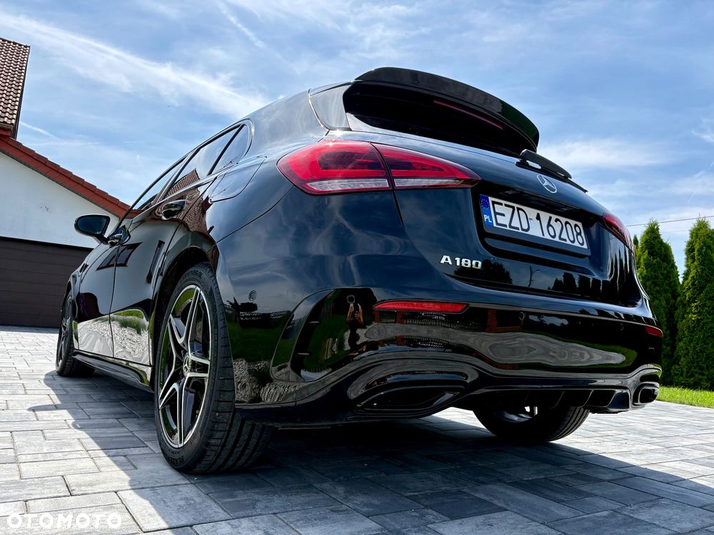 Mercedes-Benz Klasa A 180 7G-DCT AMG Line Advanced Plus - 18