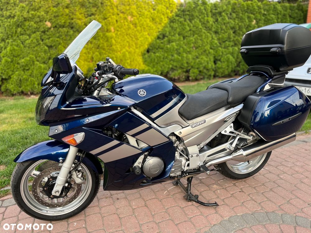 Yamaha FJR - 8