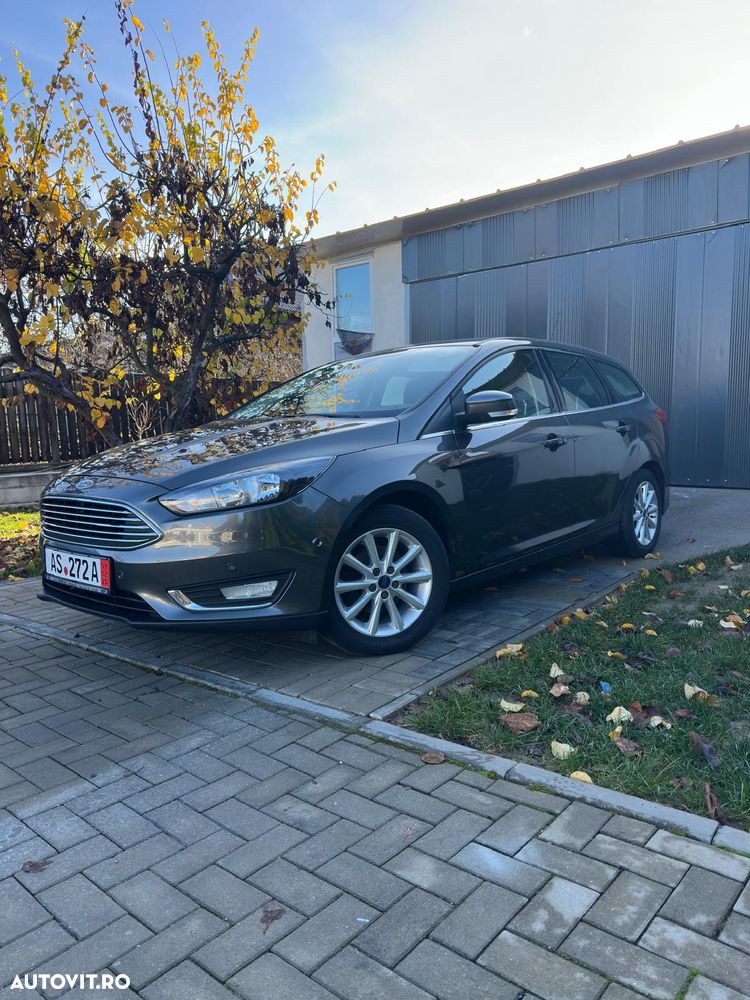 Ford Focus 1.5 EcoBlue Start-Stopp-System TITANIUM - 10