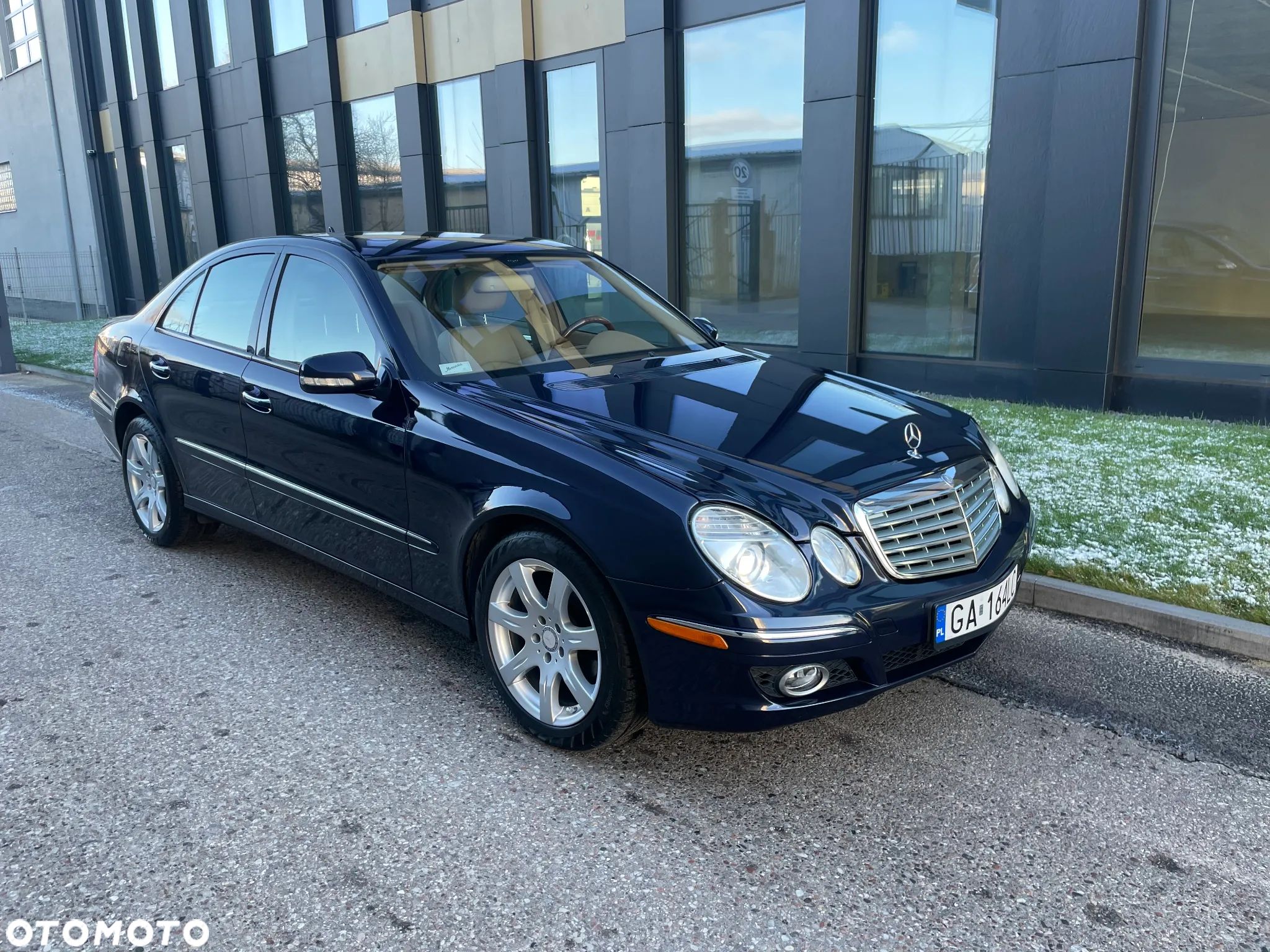Mercedes-Benz Klasa E 350 4-Matic - 1