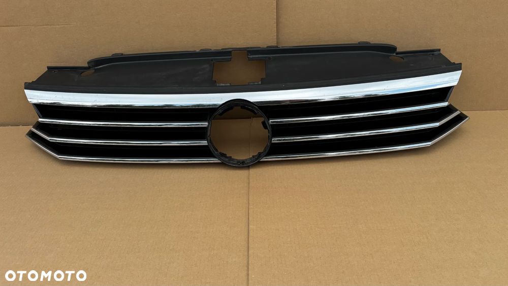 ATRAPA GRILL VW PASSAT B8 3G0 - 1