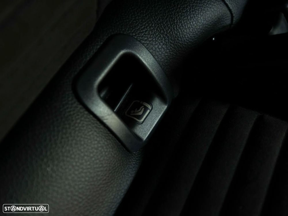 Mercedes-Benz CLA 220 d AMG Line Aut. - 19