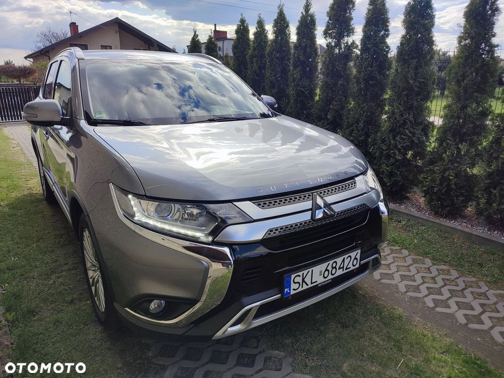 Mitsubishi Outlander 2.0 2WD CVT Active - 10