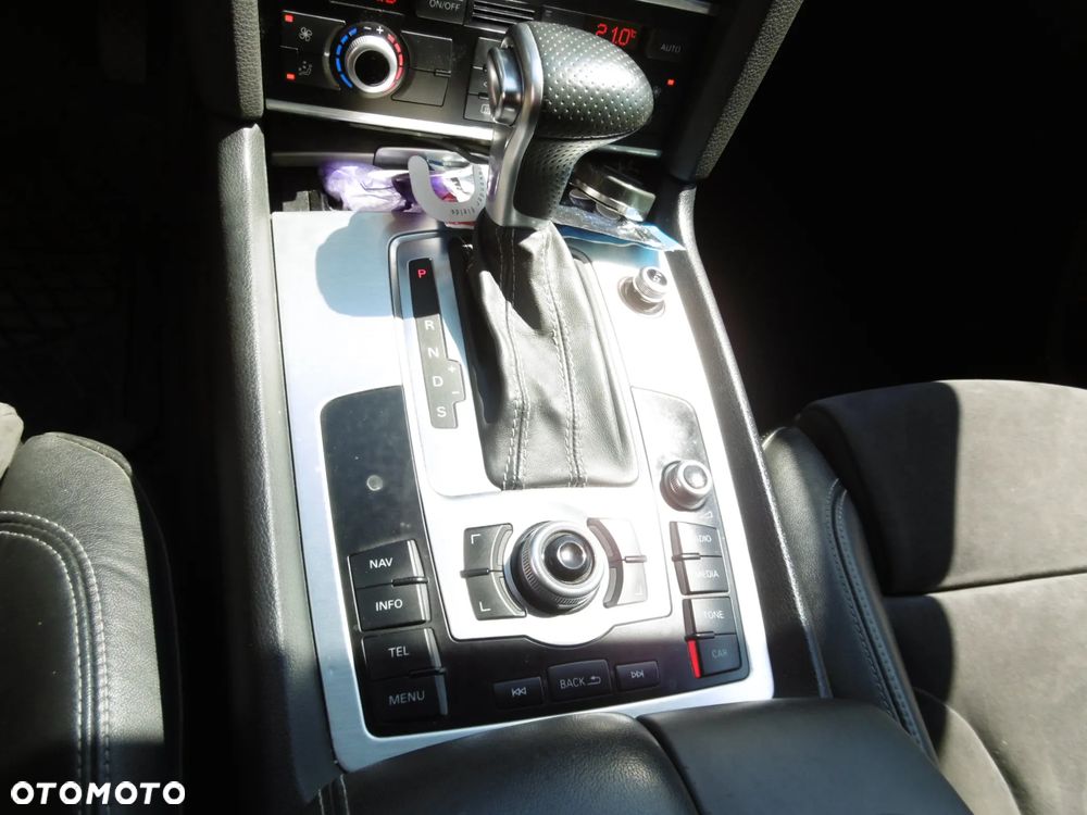 Audi Q7 3.0 TDI DPF Quattro Tiptronic - 14