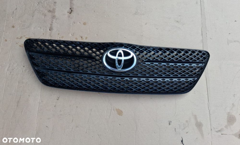 Atrapa chłodnicy TOYOTA COROLLA E12  53111-02150  OE - 1