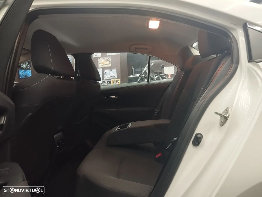 Toyota Corolla SD 1.6 Exclusive - 12