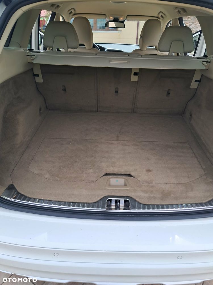 Volvo XC 60 D4 AWD Base - 5