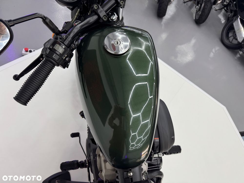 Hyosung GV - 28