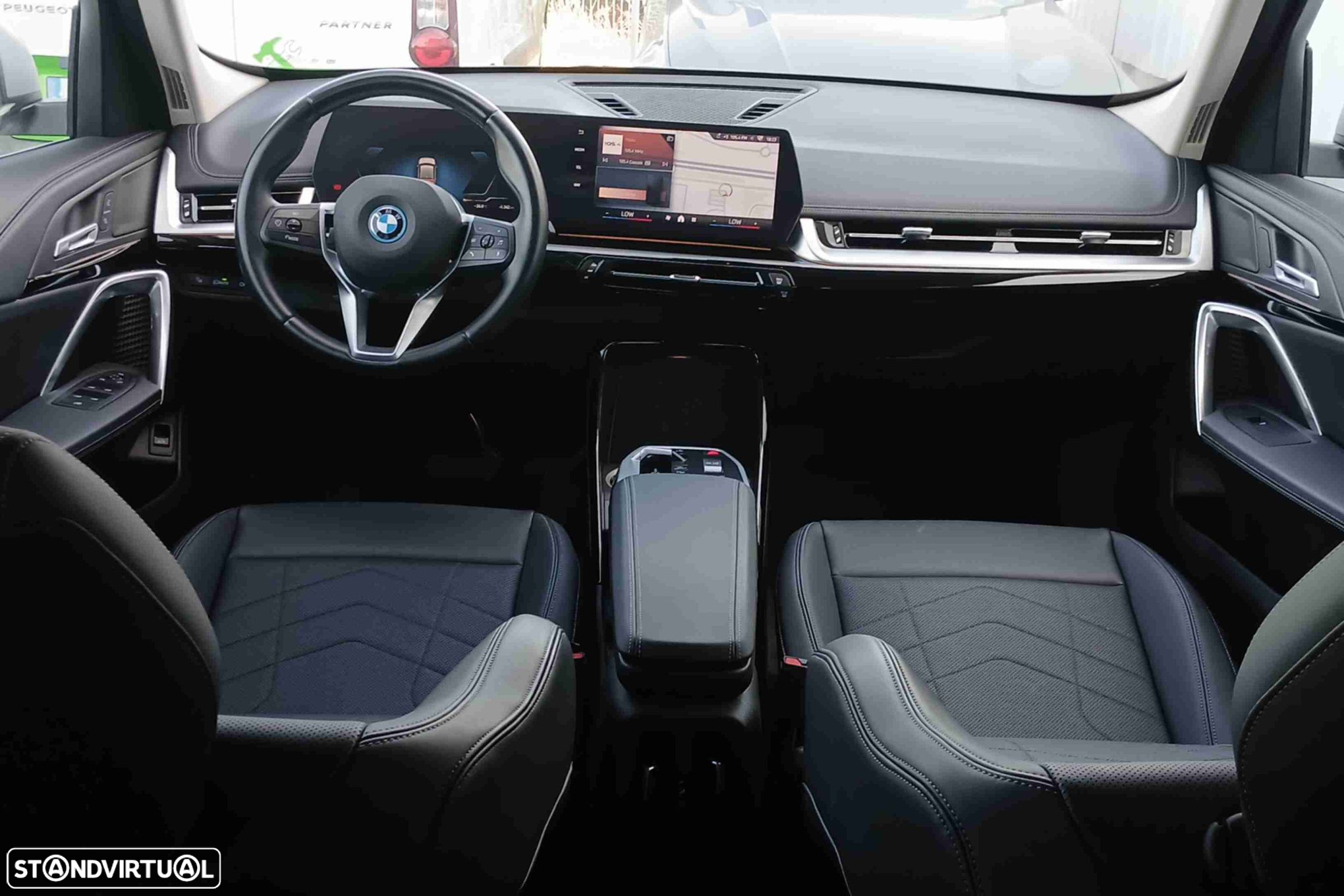 BMW iX1 eDrive20 - 9