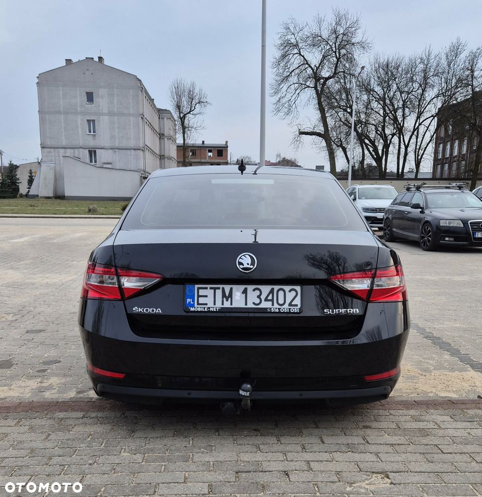 Skoda Superb 1.6 TDI GreenLine - 6