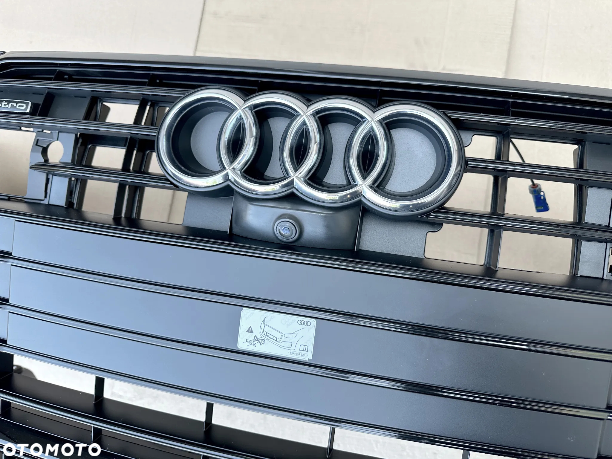 Zderzak przedni Audi A6 C8 4K0 S-Line, BLACK Line - przód Line - 11