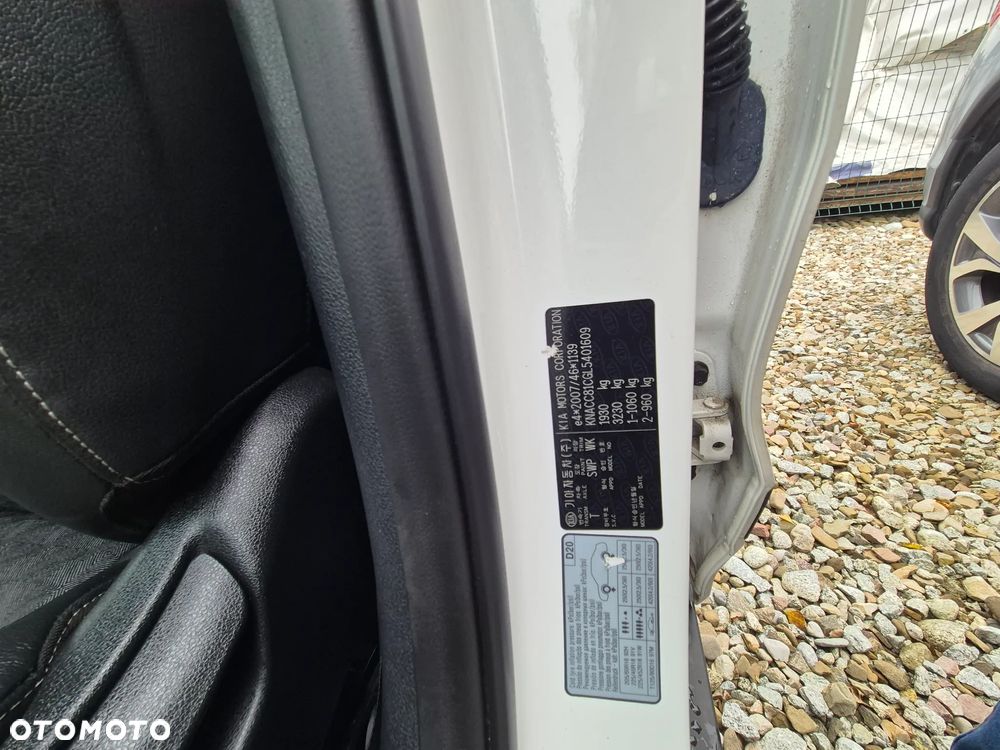 Kia Niro 1.6 GDI Hybrid L Business Line - 10