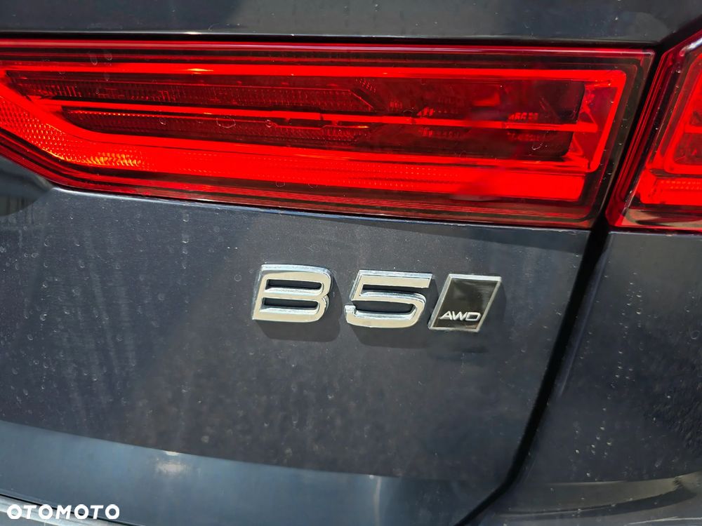 Volvo XC 60 ver-b5-b-awd-momentum-pro - 9