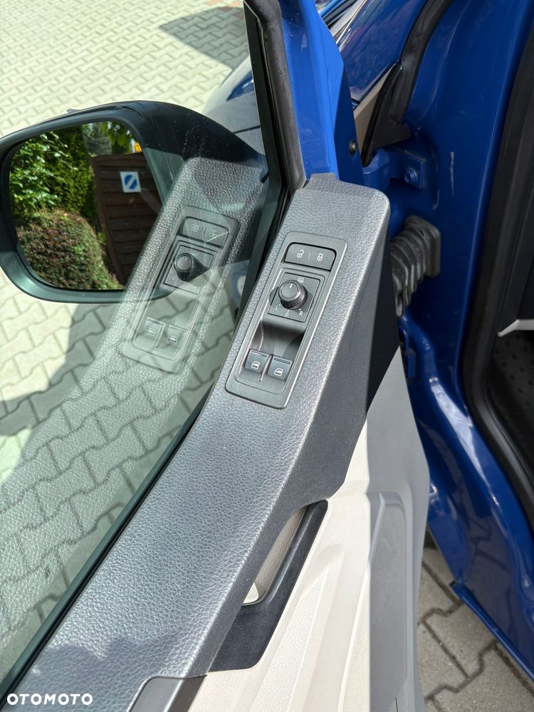 Volkswagen Transporter L1H1 DSG - 11