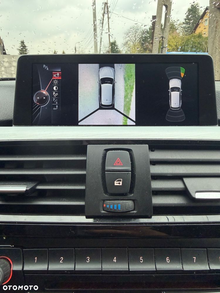 BMW Seria 3 320d xDrive - 14