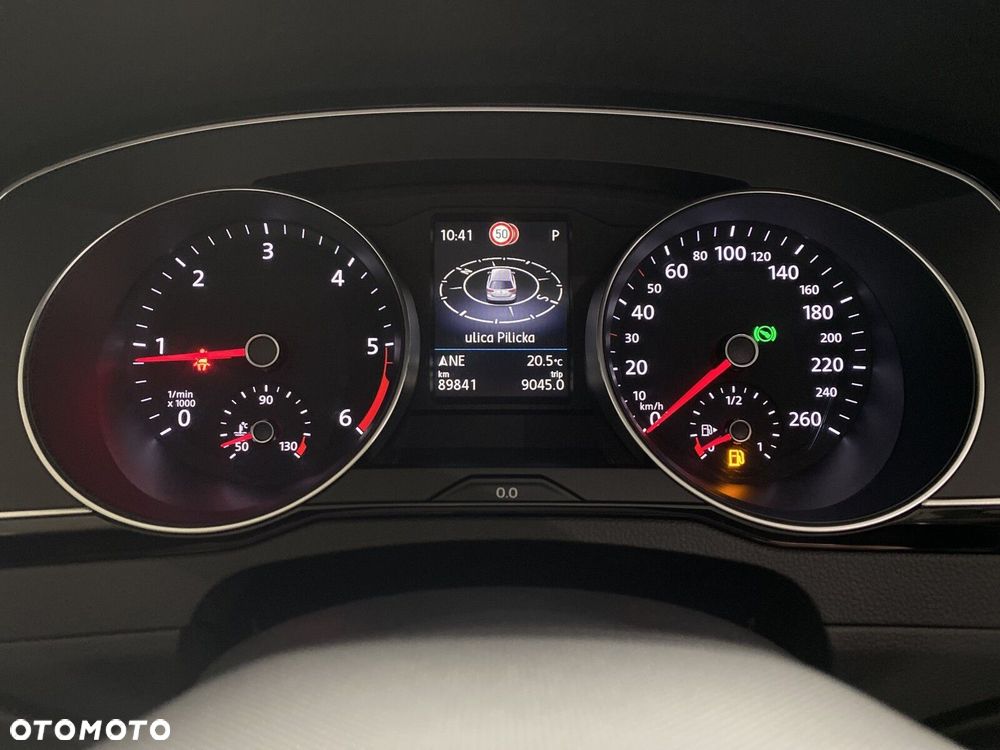 Volkswagen Passat - 26