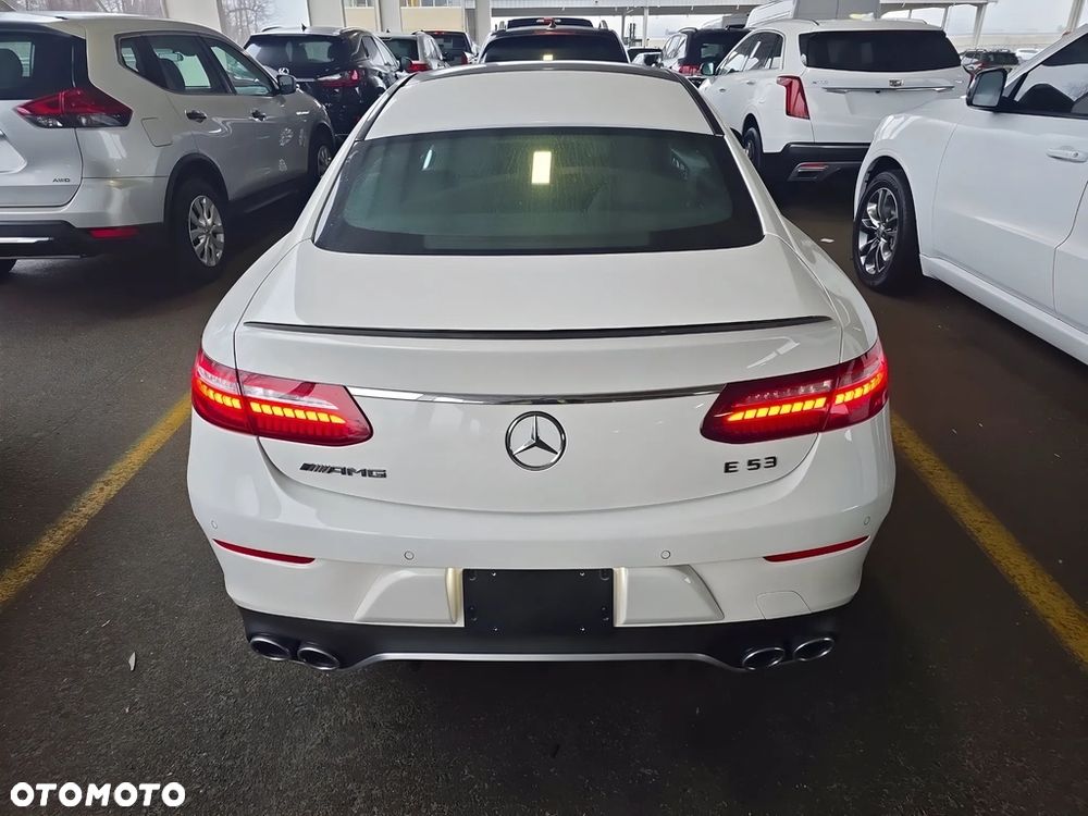 Mercedes-Benz Klasa E AMG 53 4-Matic+ - 4