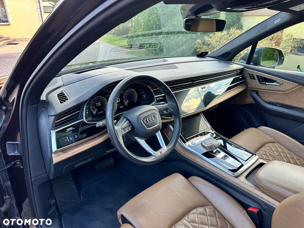 Audi Q7 60 TFSI e Quattro S Line Tiptr - 6