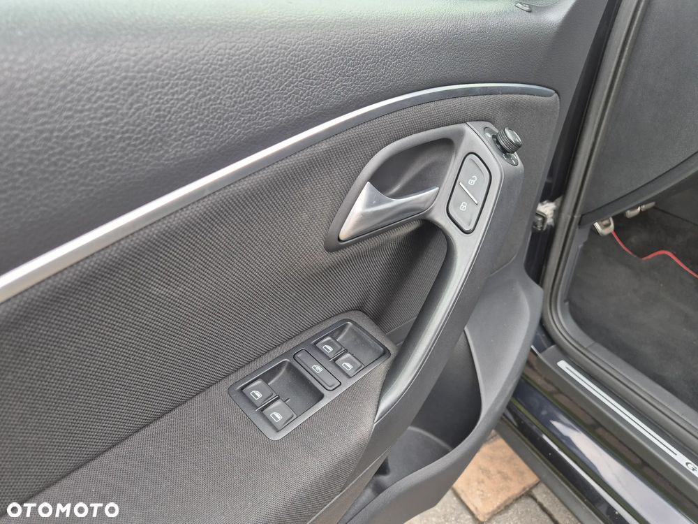 Volkswagen Polo 1.8 TSI BMT GTI - 19