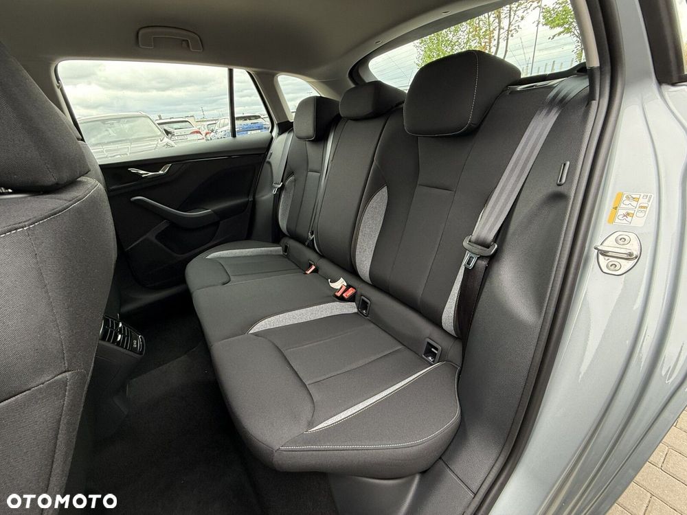 Skoda Scala 1.5 TSI Drive - 15